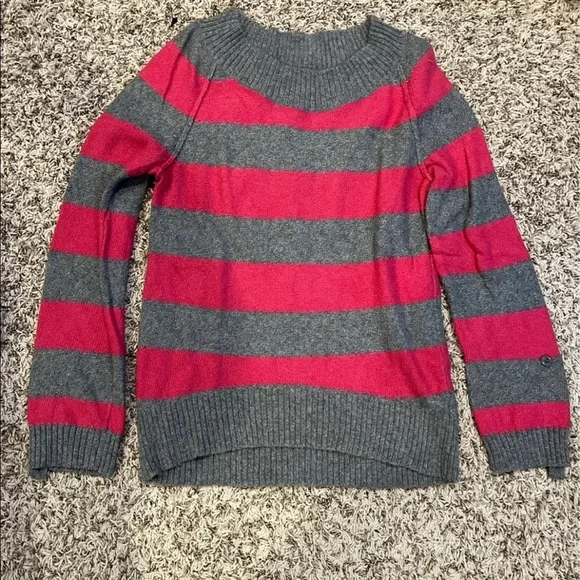 Womens sweater - Picture 1 of 4